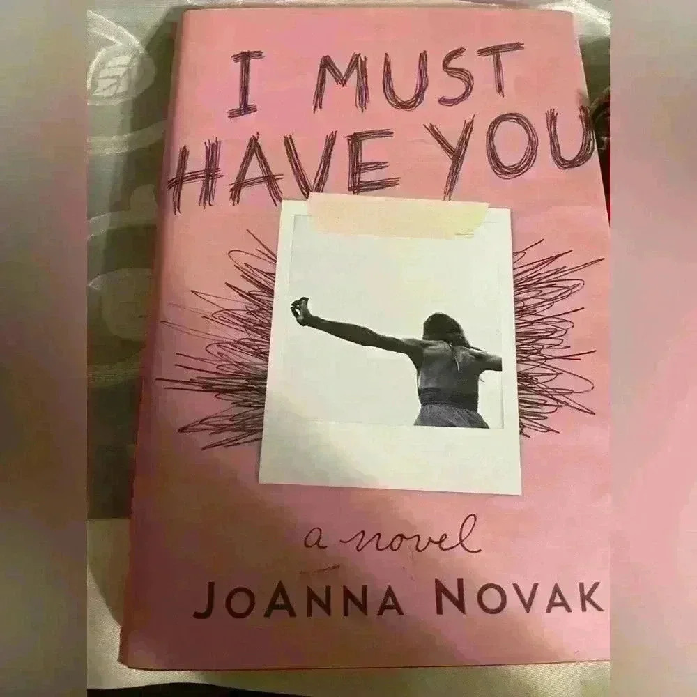 BOOKS - Picture 4 of 4